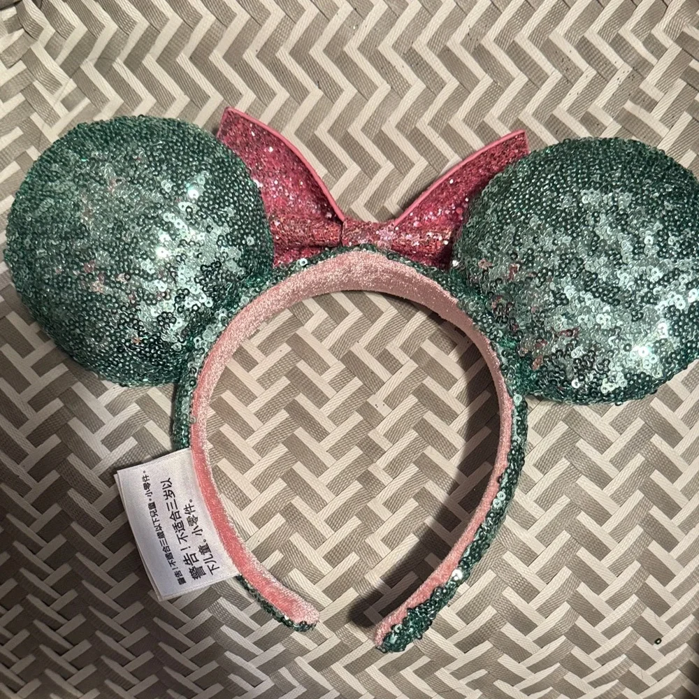 Disney Parks Green and Pink Sequin Minnie Mouse Ears - Picture 2 of 2